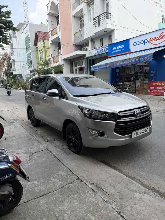 Toyota Innova 2017 photo 2