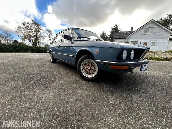 BMW 5-Serie 1981 photo 3