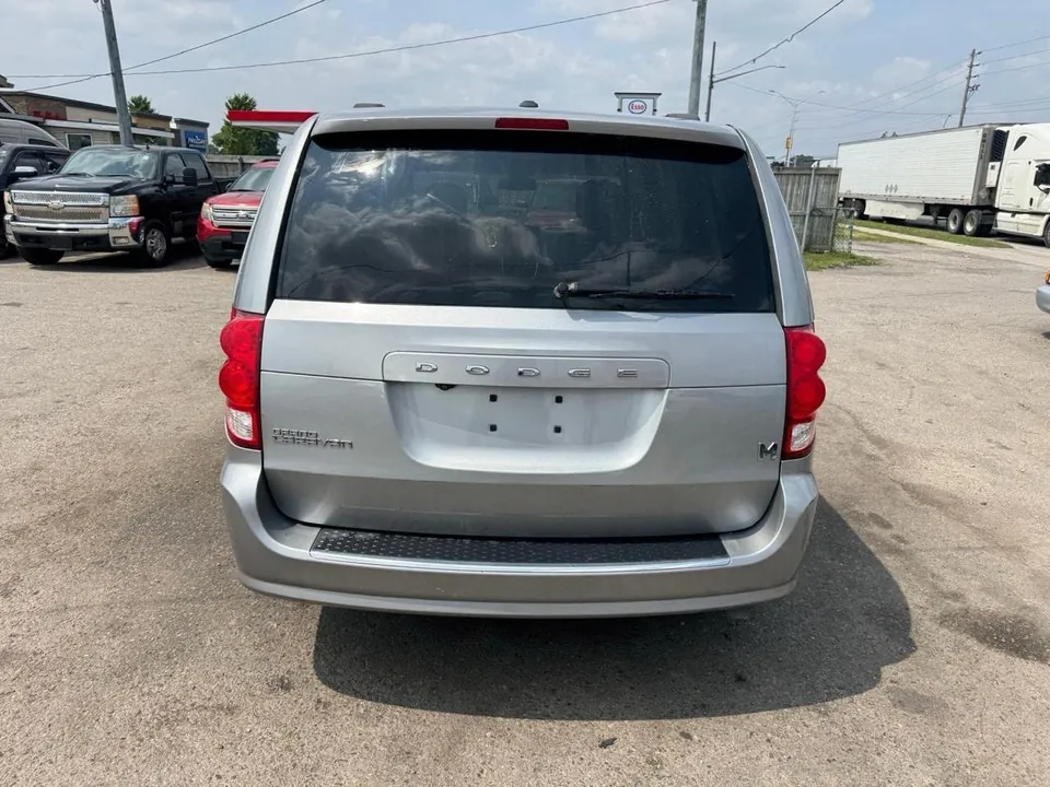 Dodge Grand Caravan 2019 photo 4