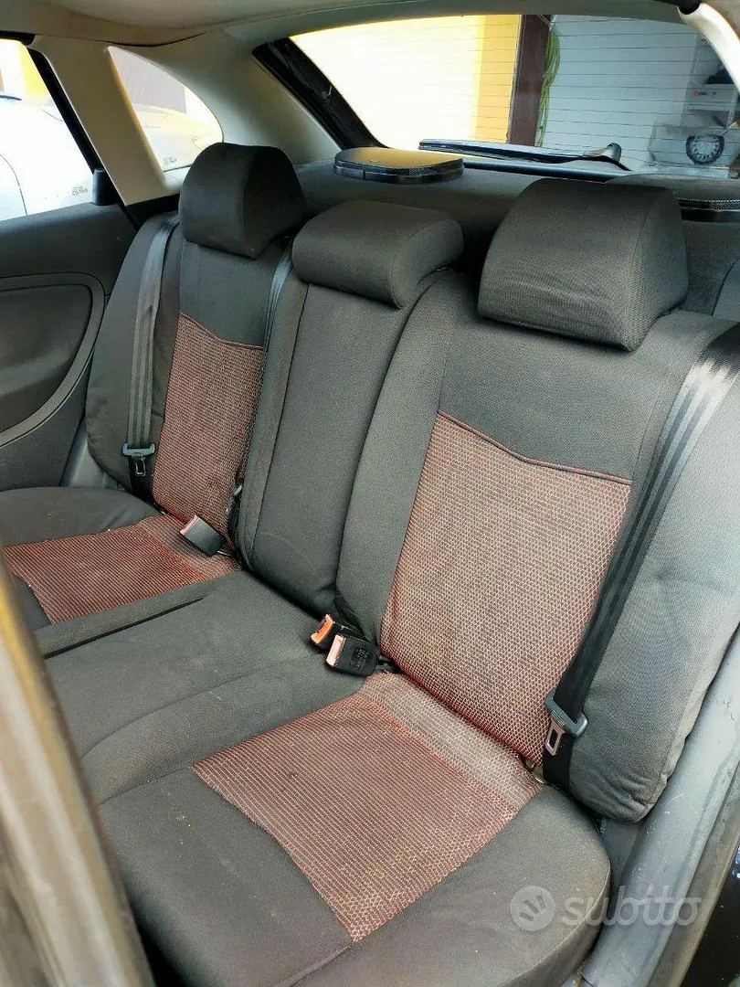 Seat Ibiza 2006 photo 5
