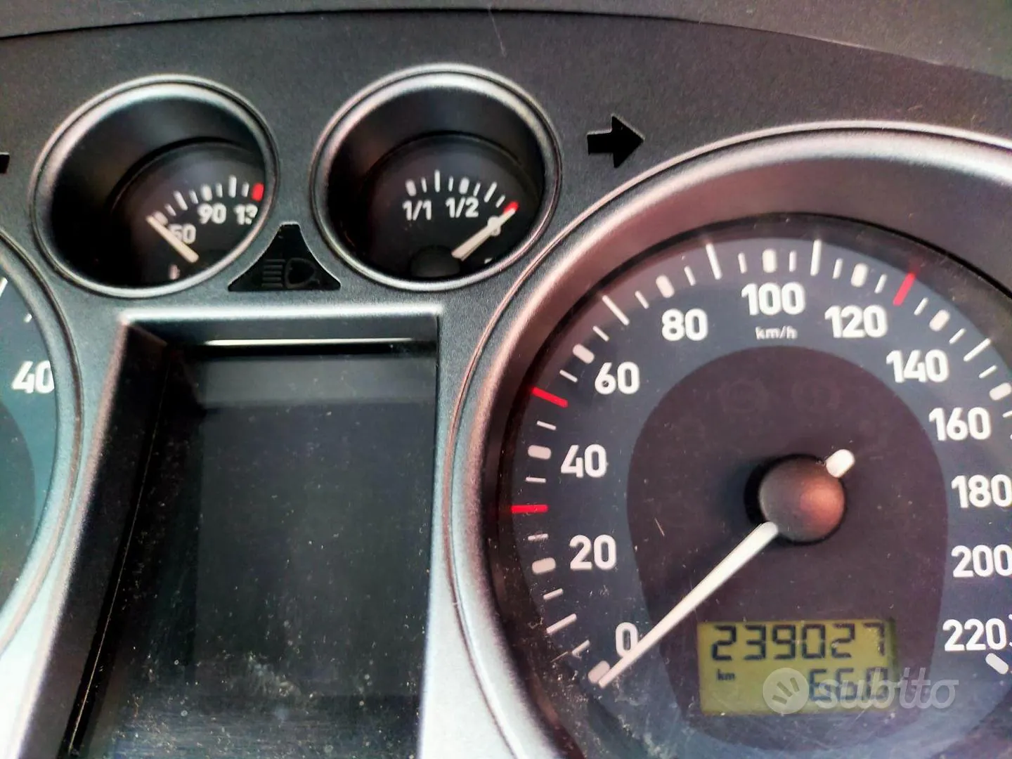 Seat Ibiza 2006 photo 2