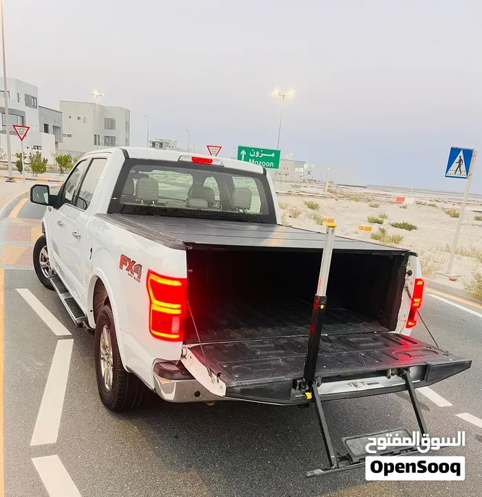 Ford F-150 2018 photo 2