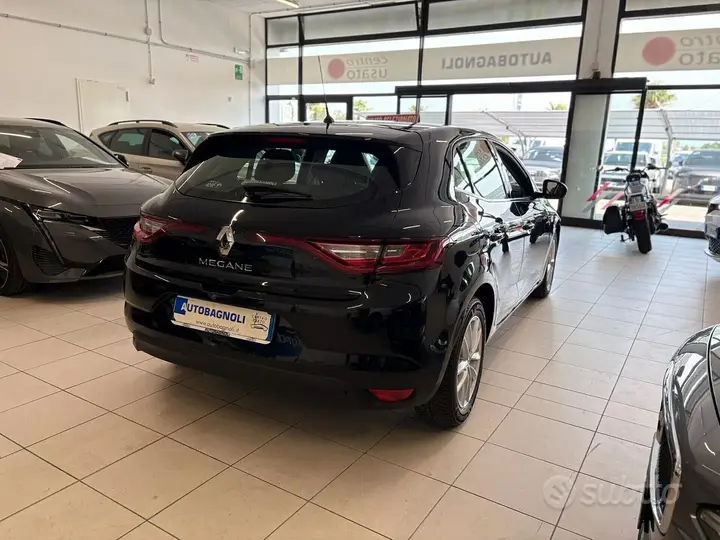 Renault Megane 2017 photo 3