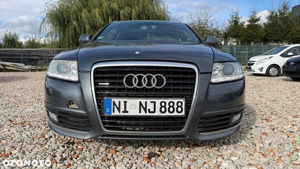 Audi A6 Avant 2010 photo 2