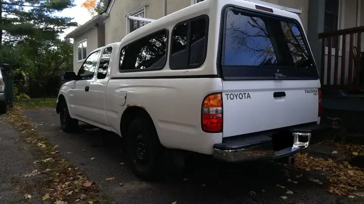 Toyota Tacoma 2004 photo 2