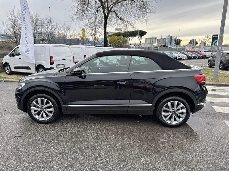 Volkswagen T-Roc 2021 photo 2