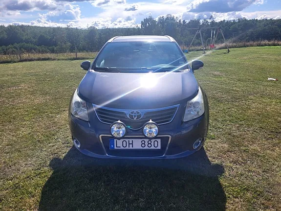 Toyota Avensis 2011 photo 3