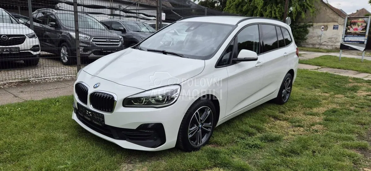 BMW 218