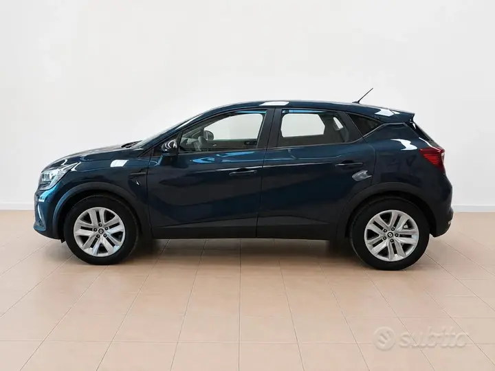 Renault Captur 2023 photo 2