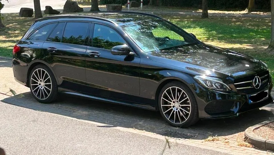 Mercedes-Benz C 400