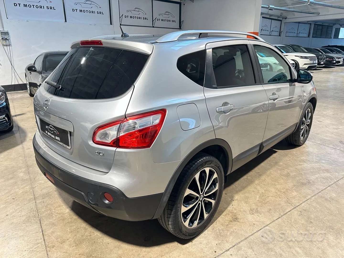 Nissan Qashqai 2011 photo 4