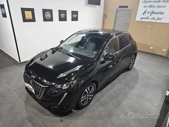 Peugeot 208 2020 photo 5