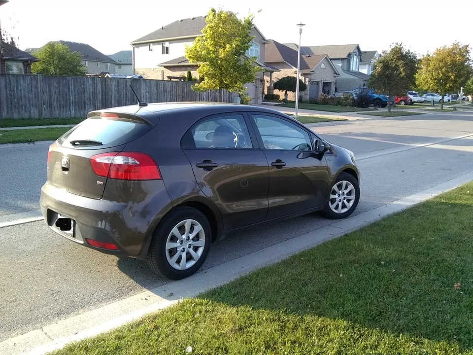 Kia Rio 2013 photo 3