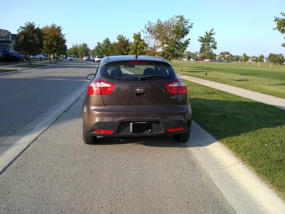 Kia Rio 2013 photo 2