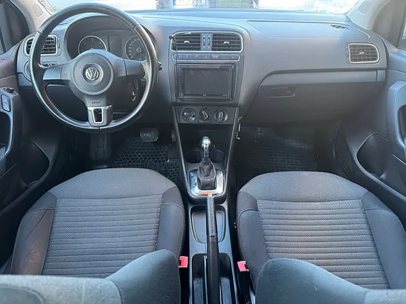 Volkswagen Polo 2011 photo 5
