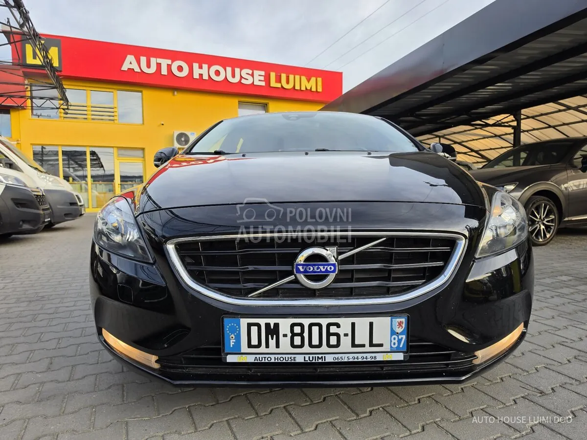 Volvo V40 2014 photo 2