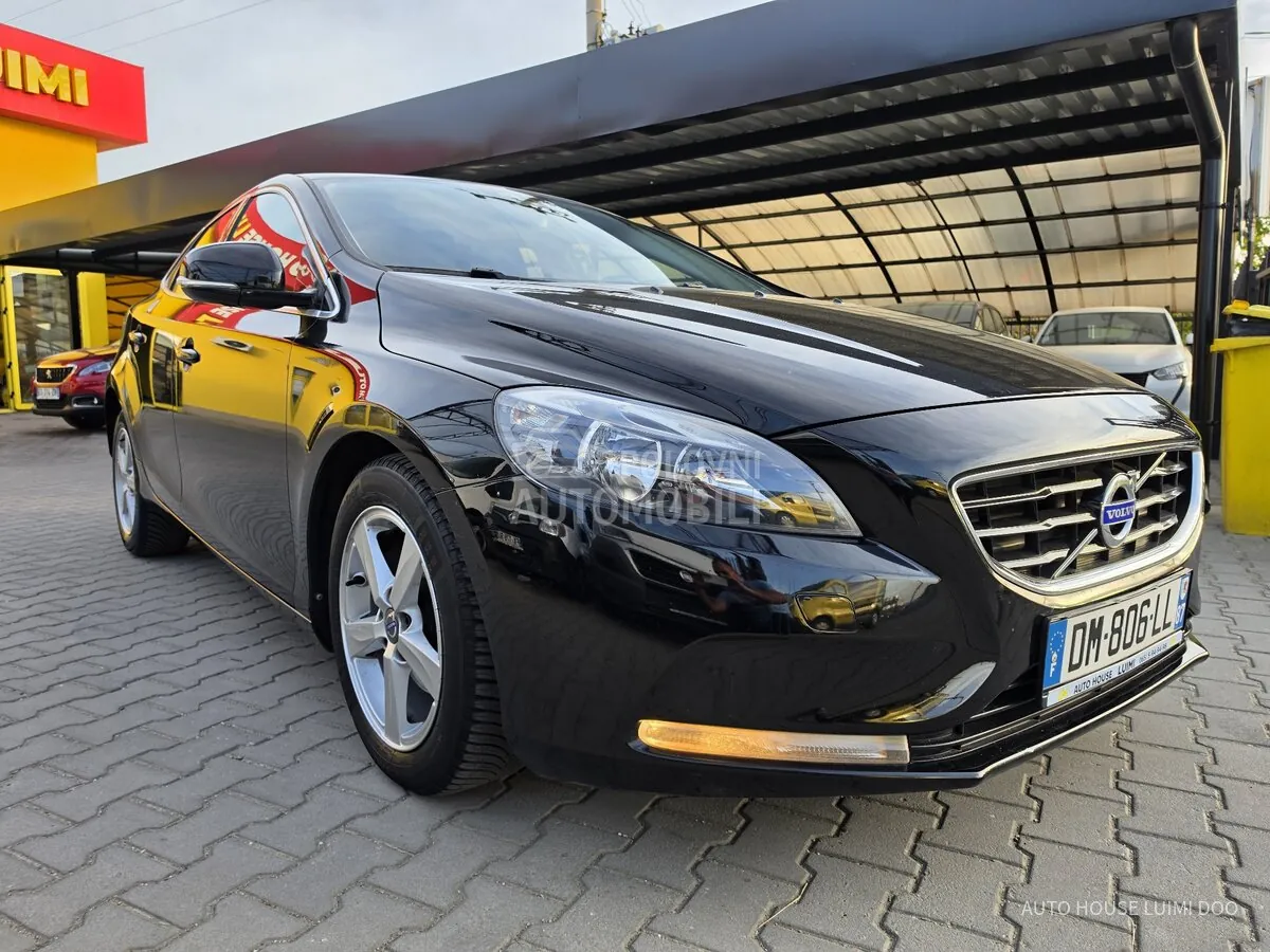 Volvo V40 2014 photo 3