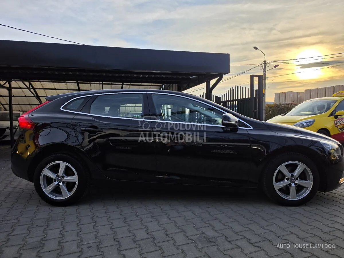 Volvo V40 2014 photo 4