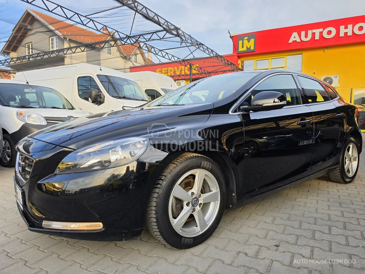 Volvo V40