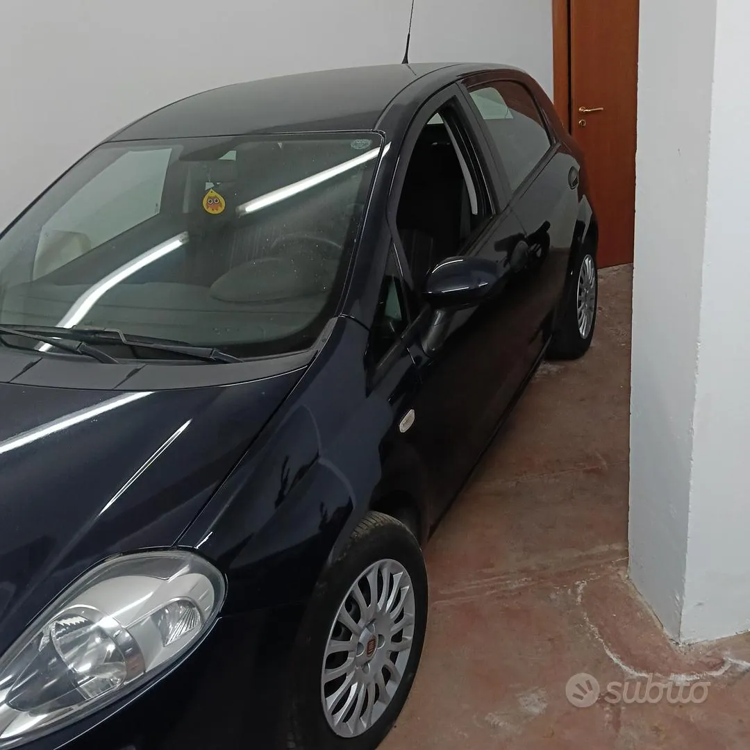 Fiat Grande Punto 2016 photo 4