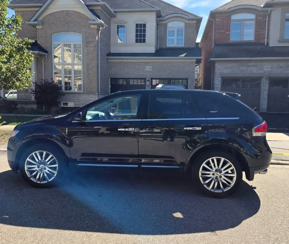 Lincoln Mkx 2012 photo 3