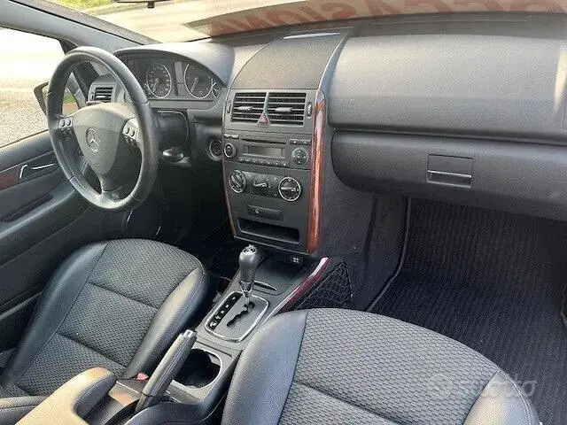Mercedes-Benz A 2010 photo 3