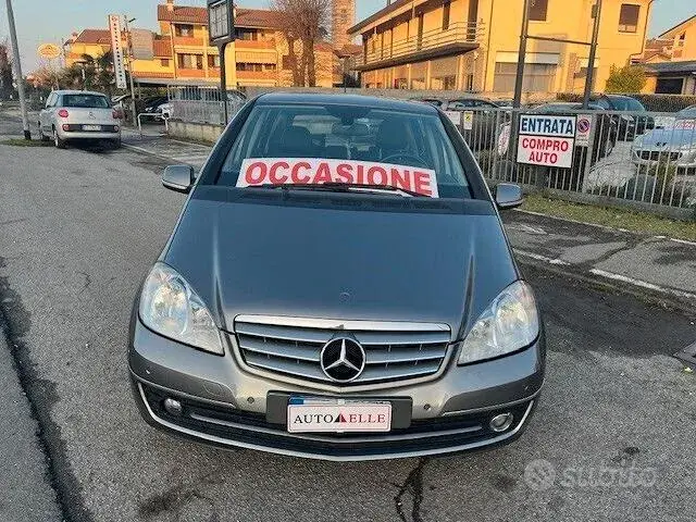 Mercedes-Benz A 2010 photo 4