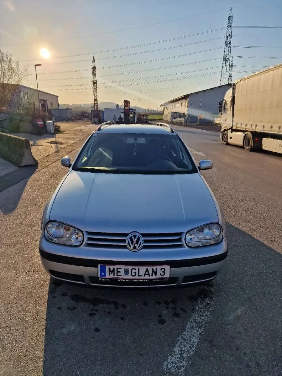 Volkswagen Golf 2004 photo 2