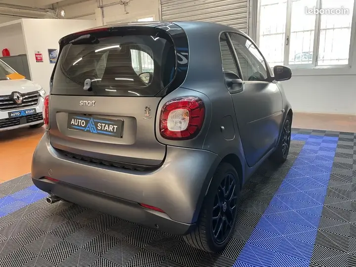 Smart Fortwo 2018 photo 3