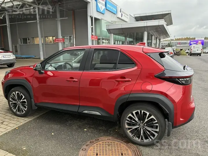 Toyota Yaris Cross 2022 photo 3
