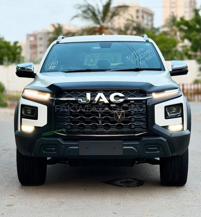 JAC T9