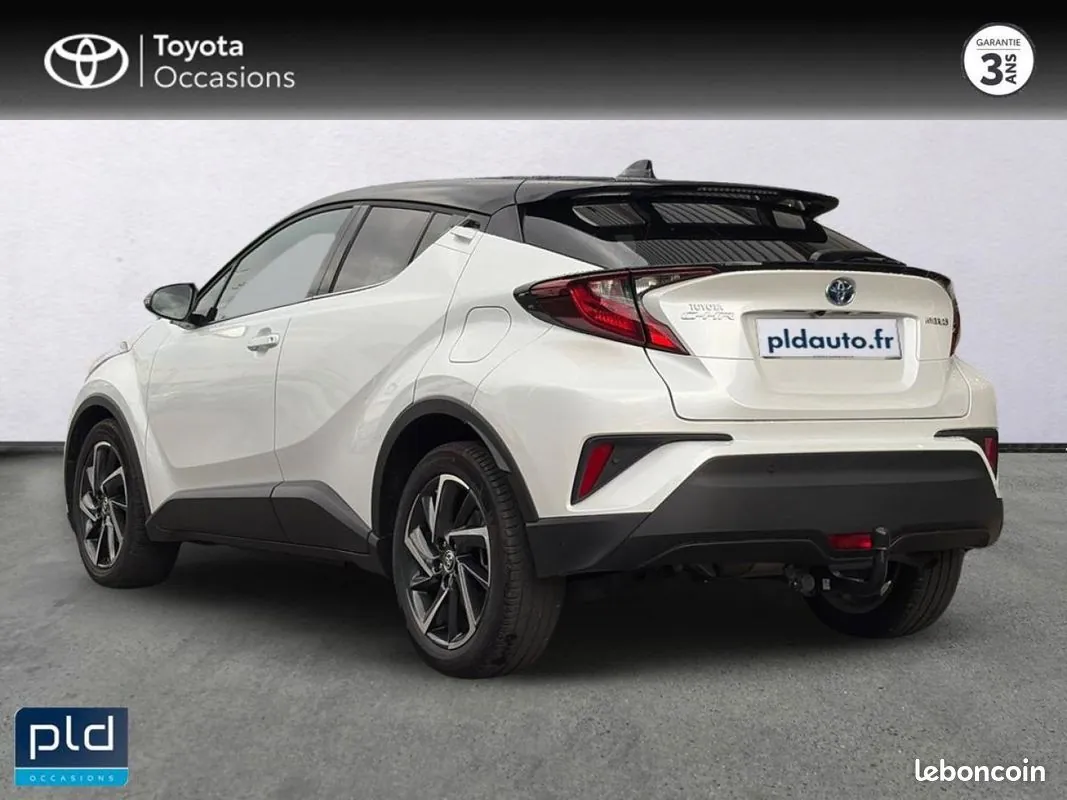 Toyota C-Hr 2023 photo 2