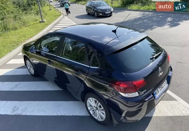 Citroen C4 2016 photo 3