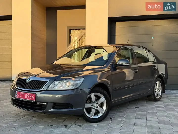 Skoda Octavia 2012 photo 3
