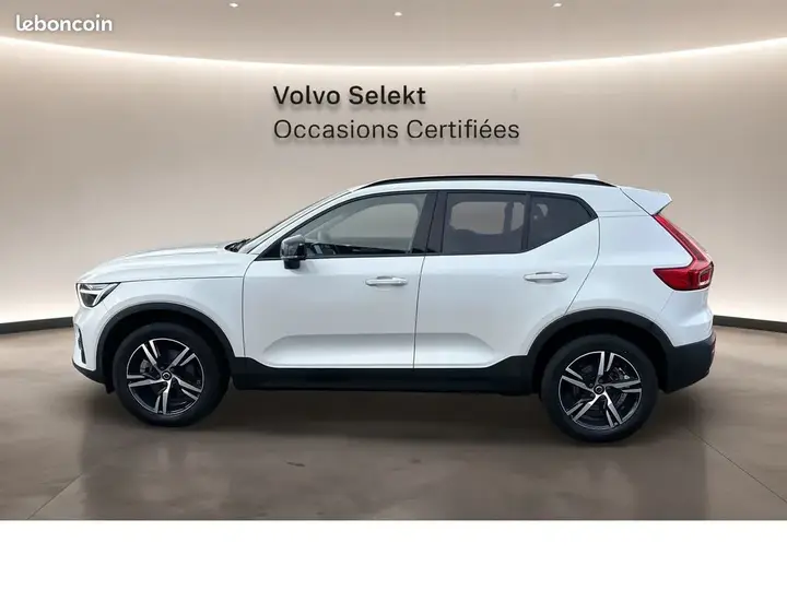 Volvo Xc40 2024 photo 2