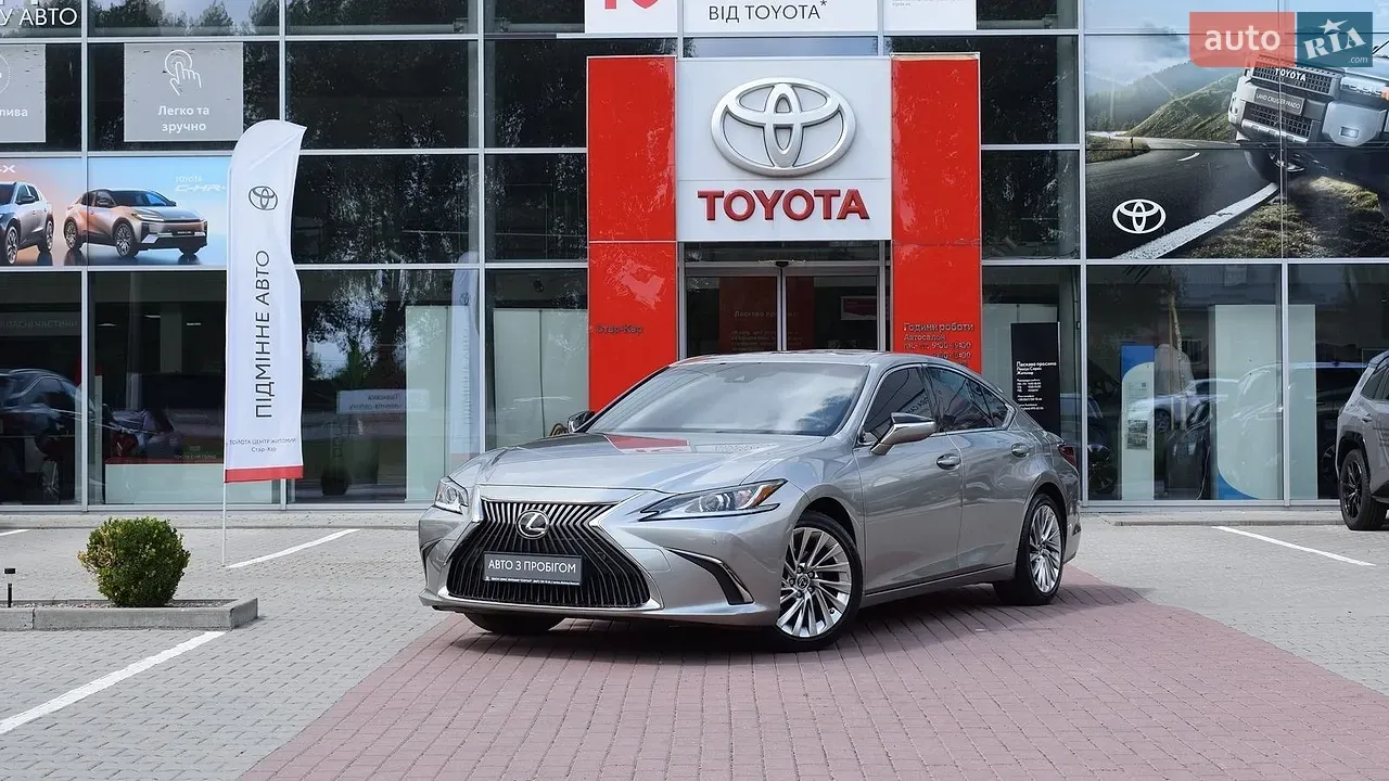 Lexus Es