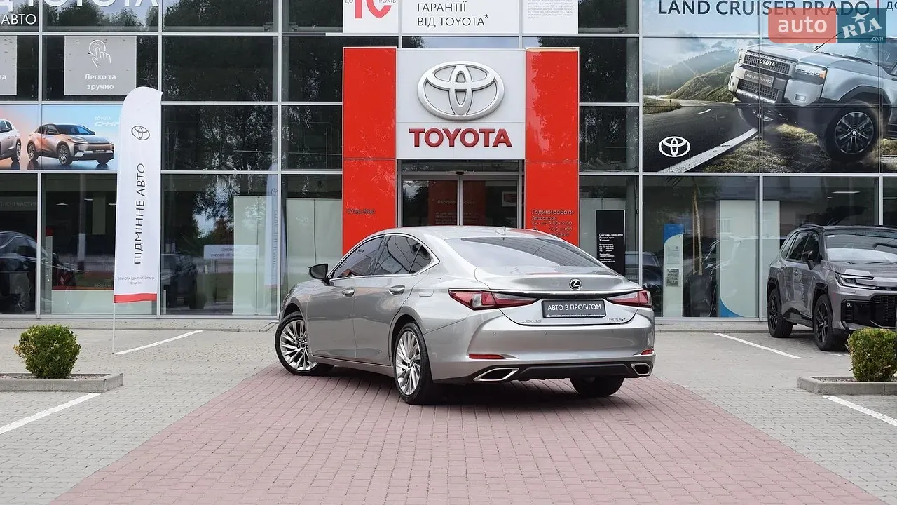 Lexus Es 2021 photo 2