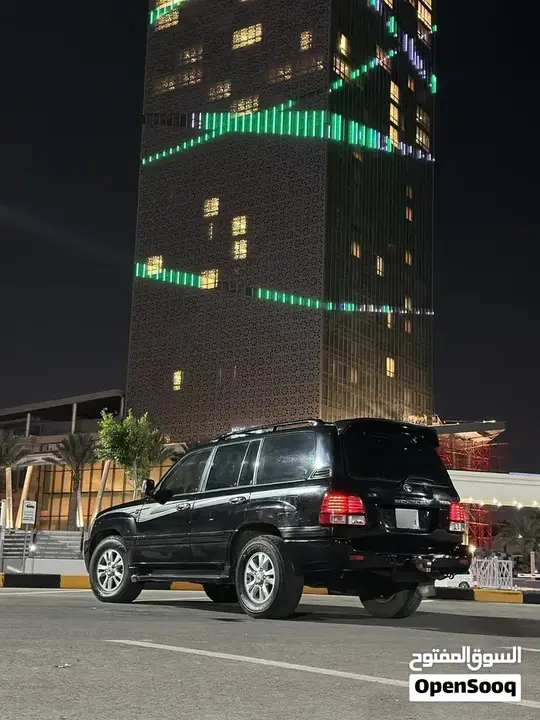 Toyota Land Cruiser 2005 photo 2