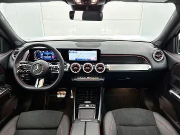 Mercedes-Benz Glb 2025 photo 3
