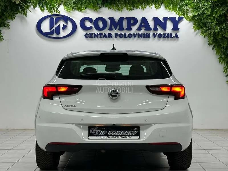 Opel Astra K 2019 photo 5