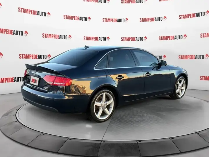 Audi A4 2011 photo 5