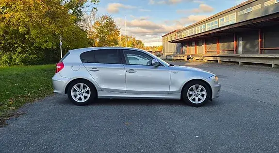 BMW 118D 2011 photo 5