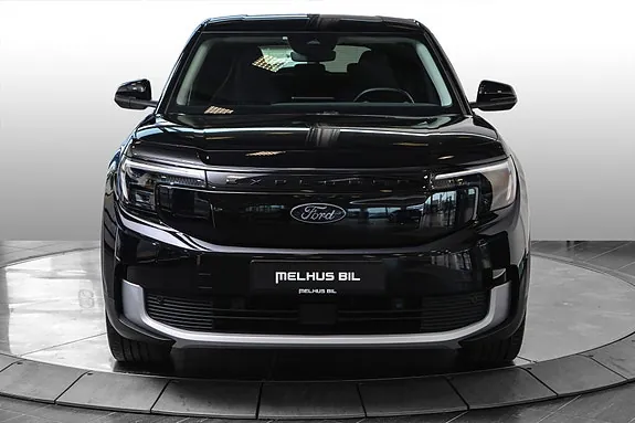 Ford Explorer 2025 photo 3
