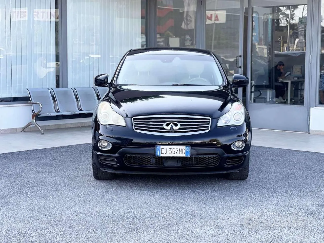 Infiniti Qx50 2011 photo 2