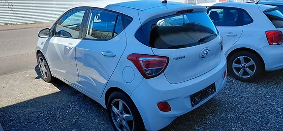 Hyundai I10 2015 photo 3