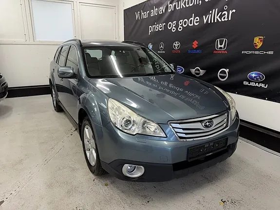 Subaru Outback 2011 photo 5