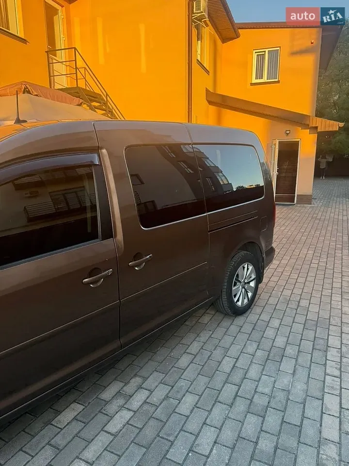 Volkswagen Caddy 2015 photo 2