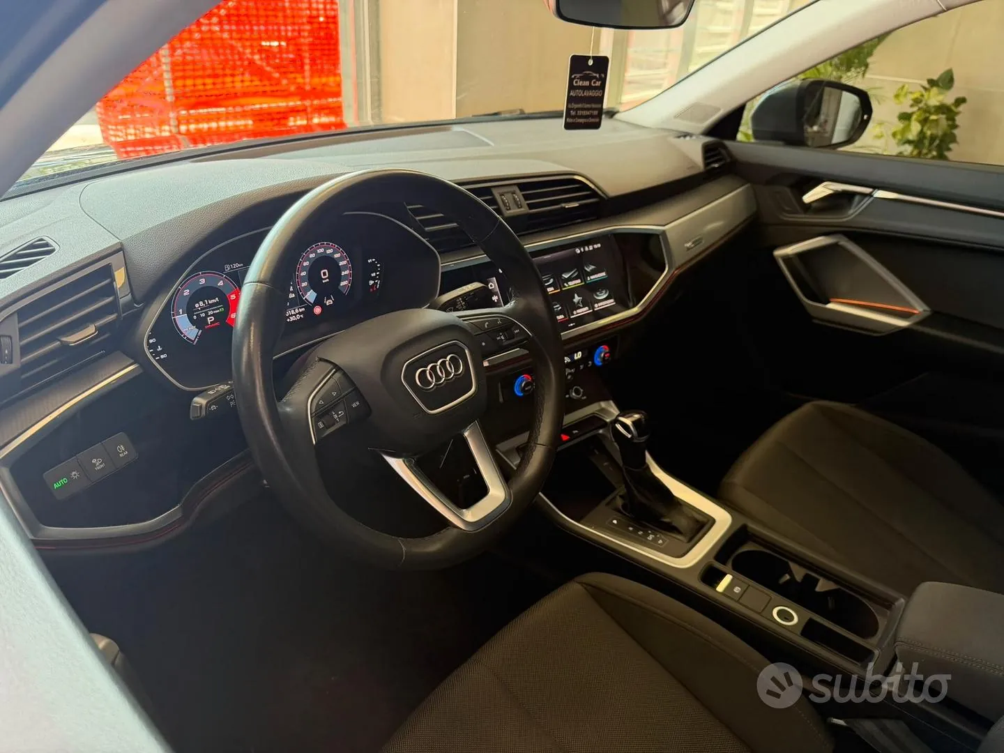 Audi Q3 2023 photo 3