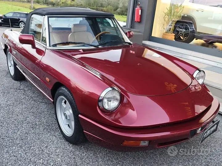 Alfa Romeo Spider 1990 photo 2