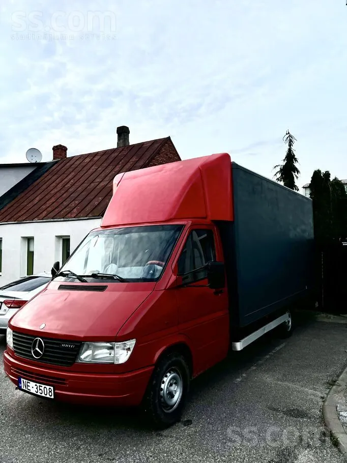 Mercedes-Benz Sprinter 1995 photo 2
